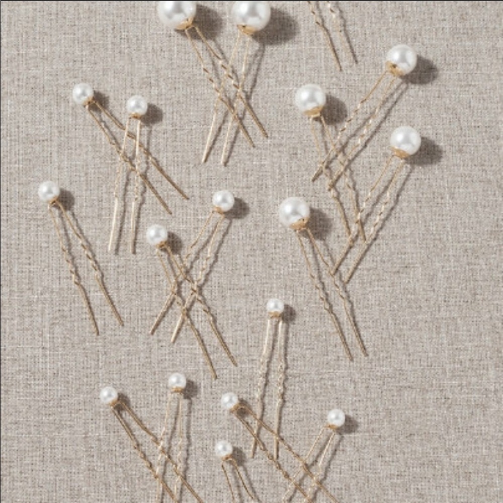 NWT BHLDN Pearl Comb Set